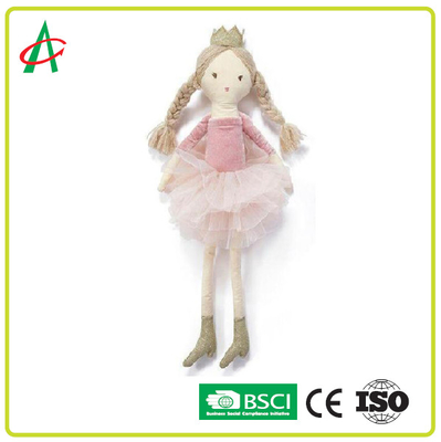 バレエの服のBSCI EN71 PPの綿によって詰められるPlush人形